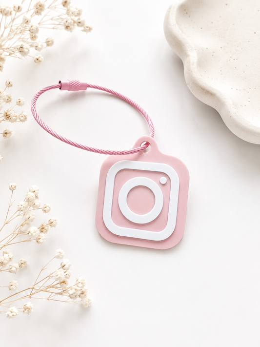 Custom NFC Keychain | Personalized Smart Keychain for Instagram, Website, Linktree & Social Media